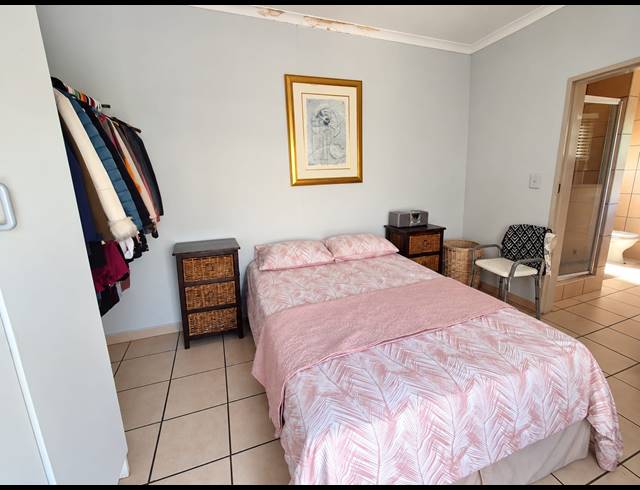 3 BEDROOM HOUSE FOR SALE IN VANDERBIJLPARK SE 2